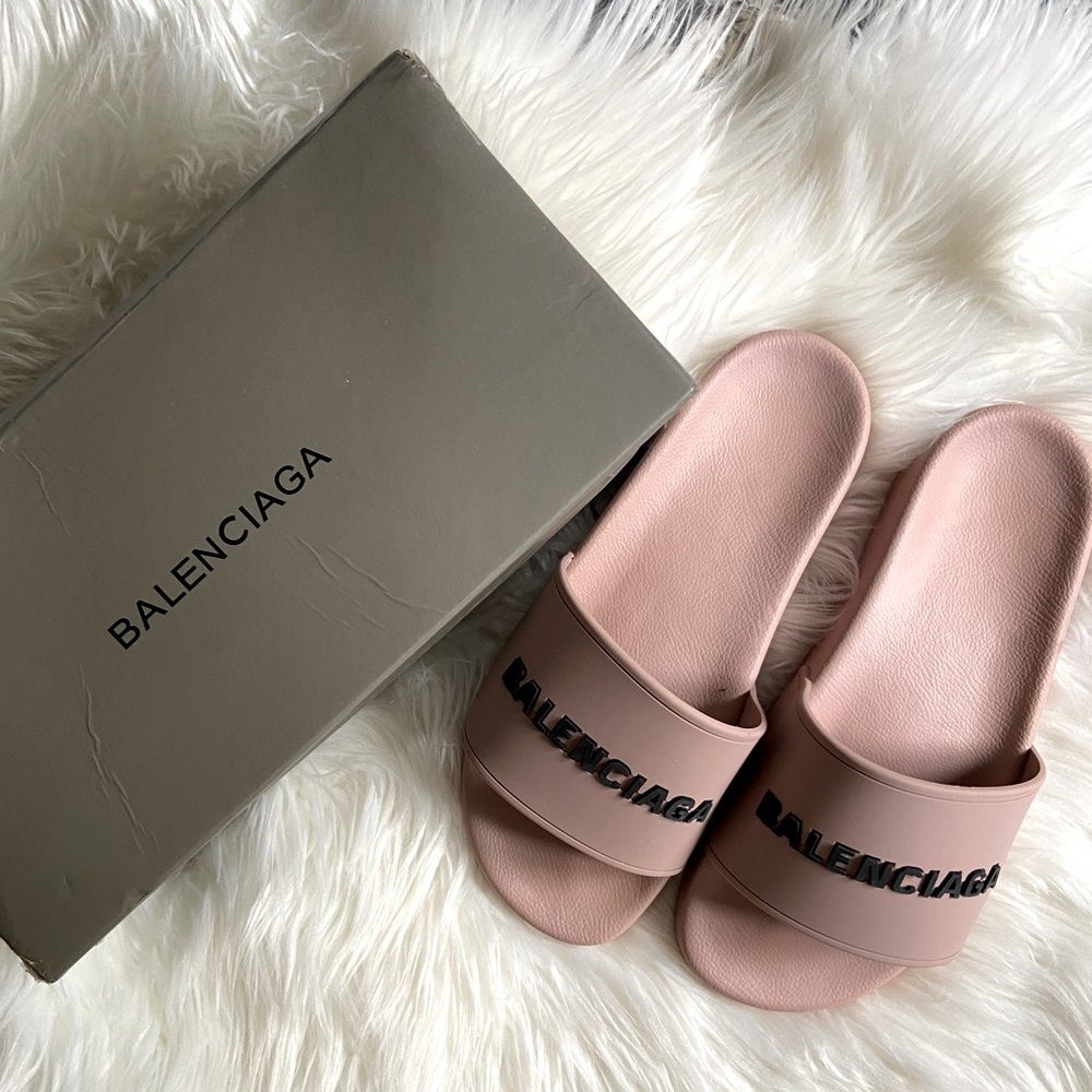 Balanciaga Slides